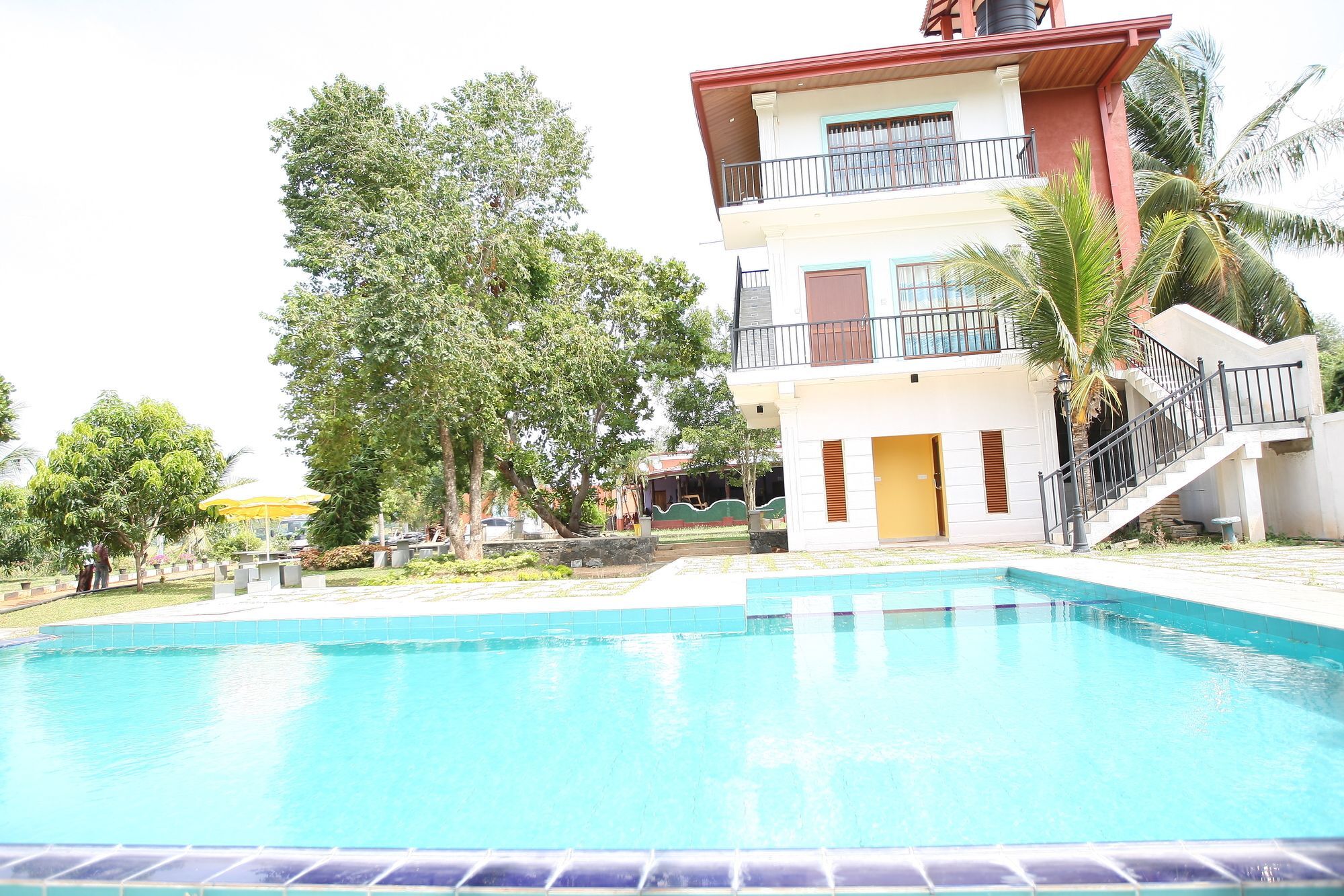 Nilambara Lake View Dambulla Exterior photo