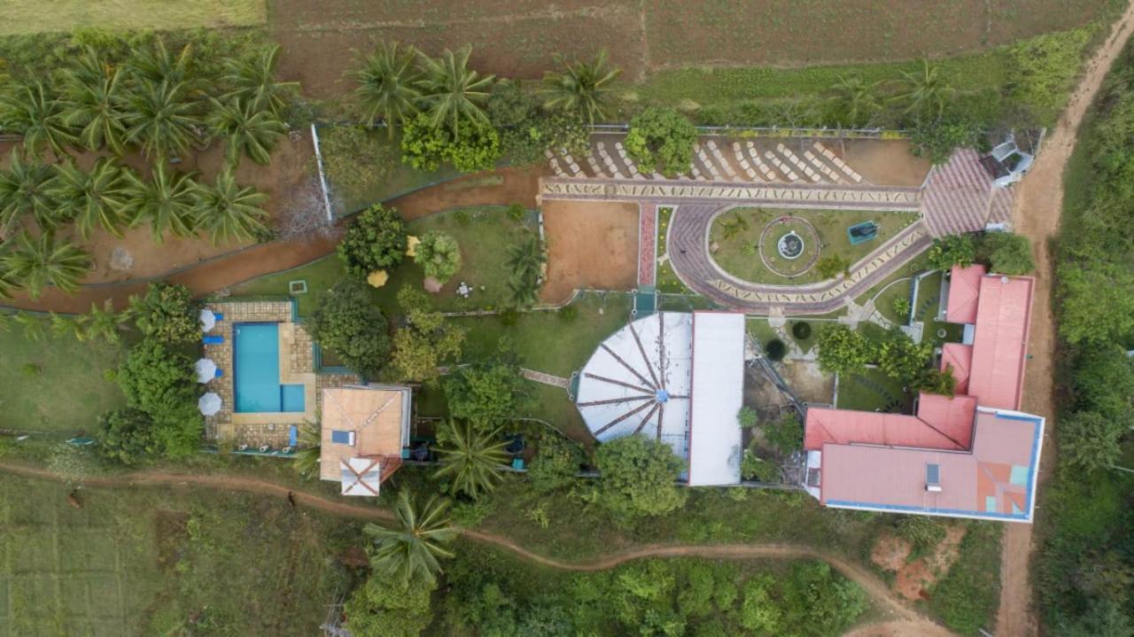 Nilambara Lake View Dambulla Exterior photo